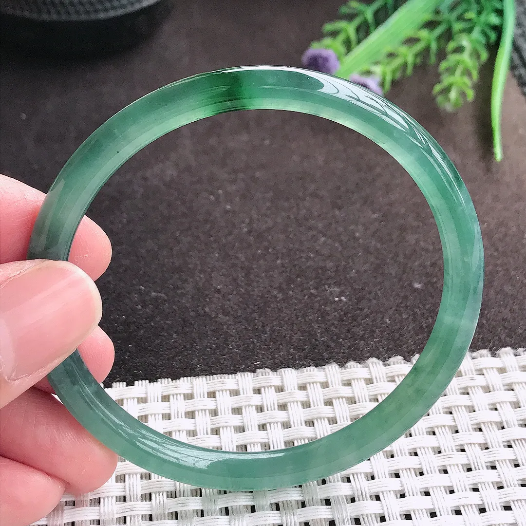 实拍A货翡翠58/6老坑冰纯果冻胶满蓝韵圆条手镯翡翠玉镯