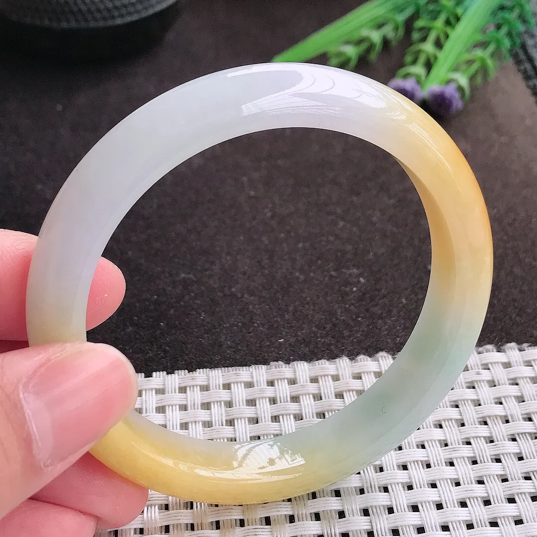 实拍A货翡翠57/10.9/8.1老坑冰胶水灵特色鸡油黄黄翡手镯宽边玉镯