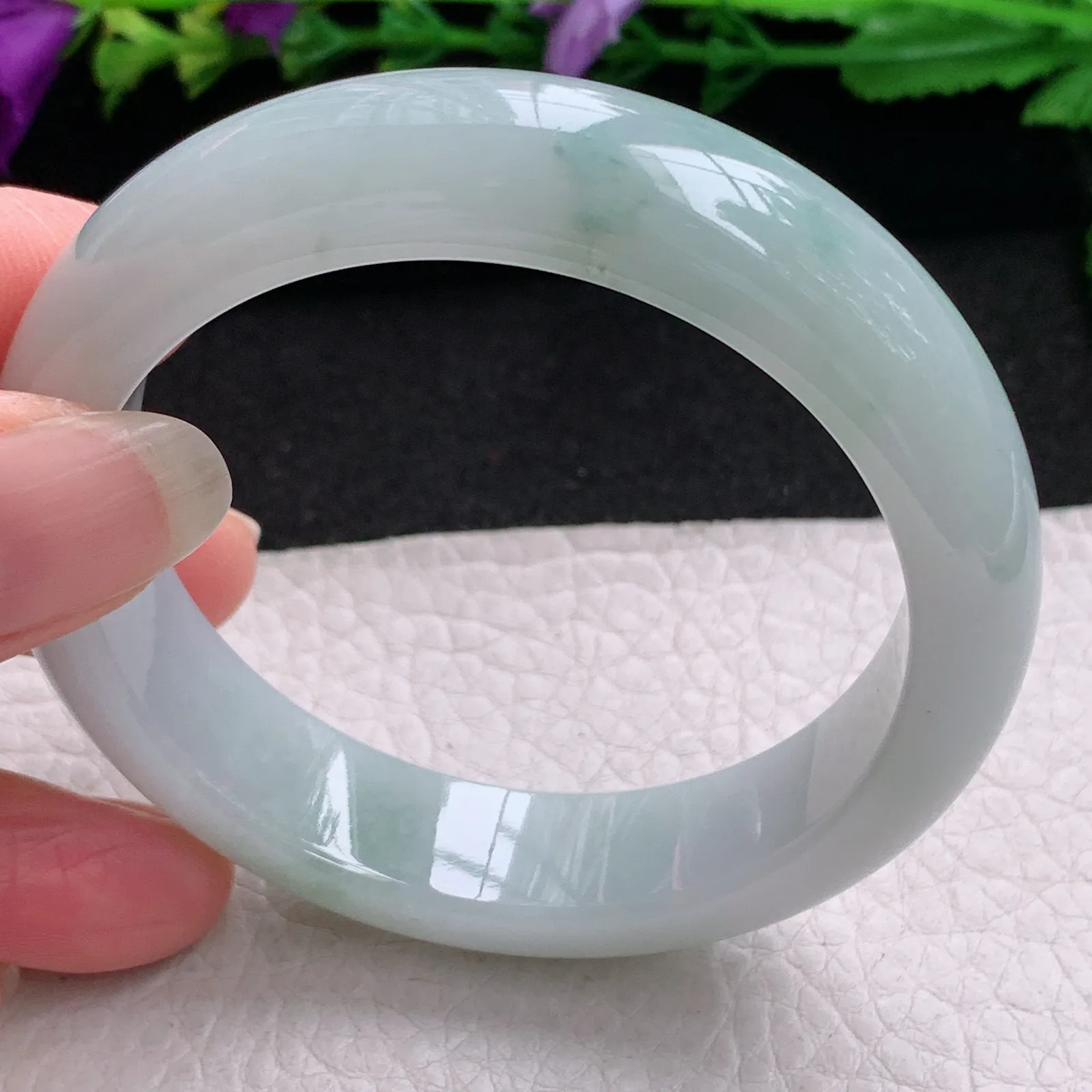 nr实拍54*14*8.3平安镯 缅甸翡翠精美飘花水润宽边玉手镯 玉手环