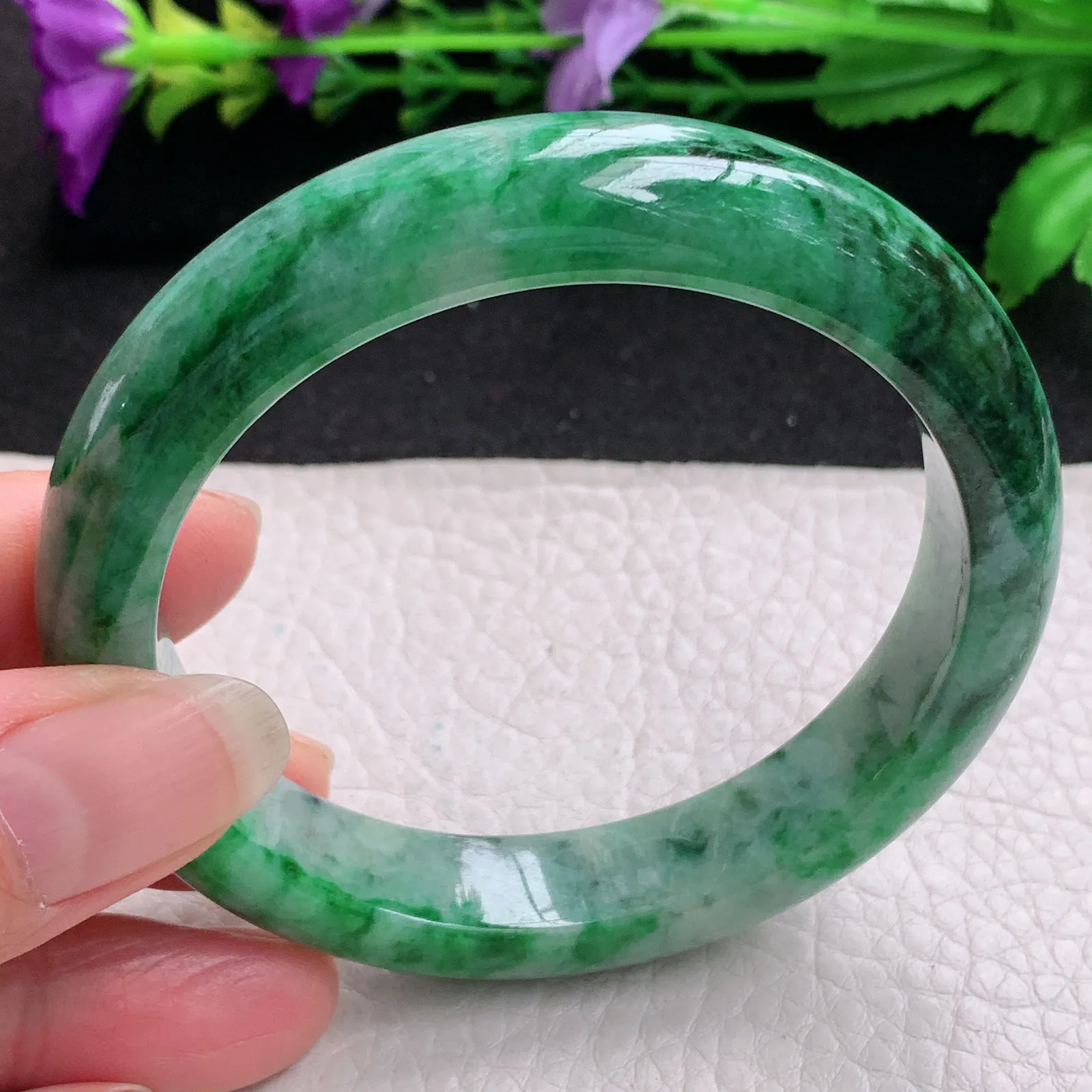 ll实拍58*12.5*8.5平安镯 缅甸翡翠精美辣绿水润宽边玉手镯 玉手环