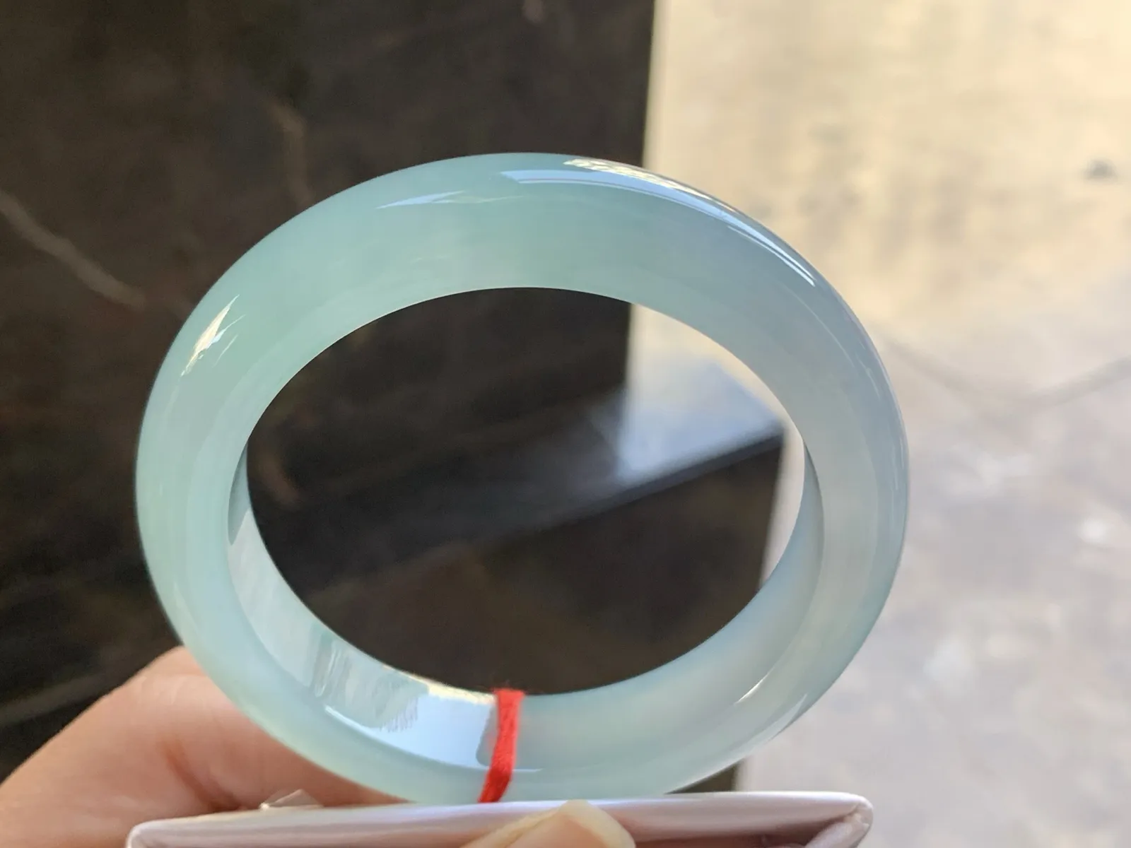 55.5-12.5-9

冰蓝手镯^_^水润冰透 清新