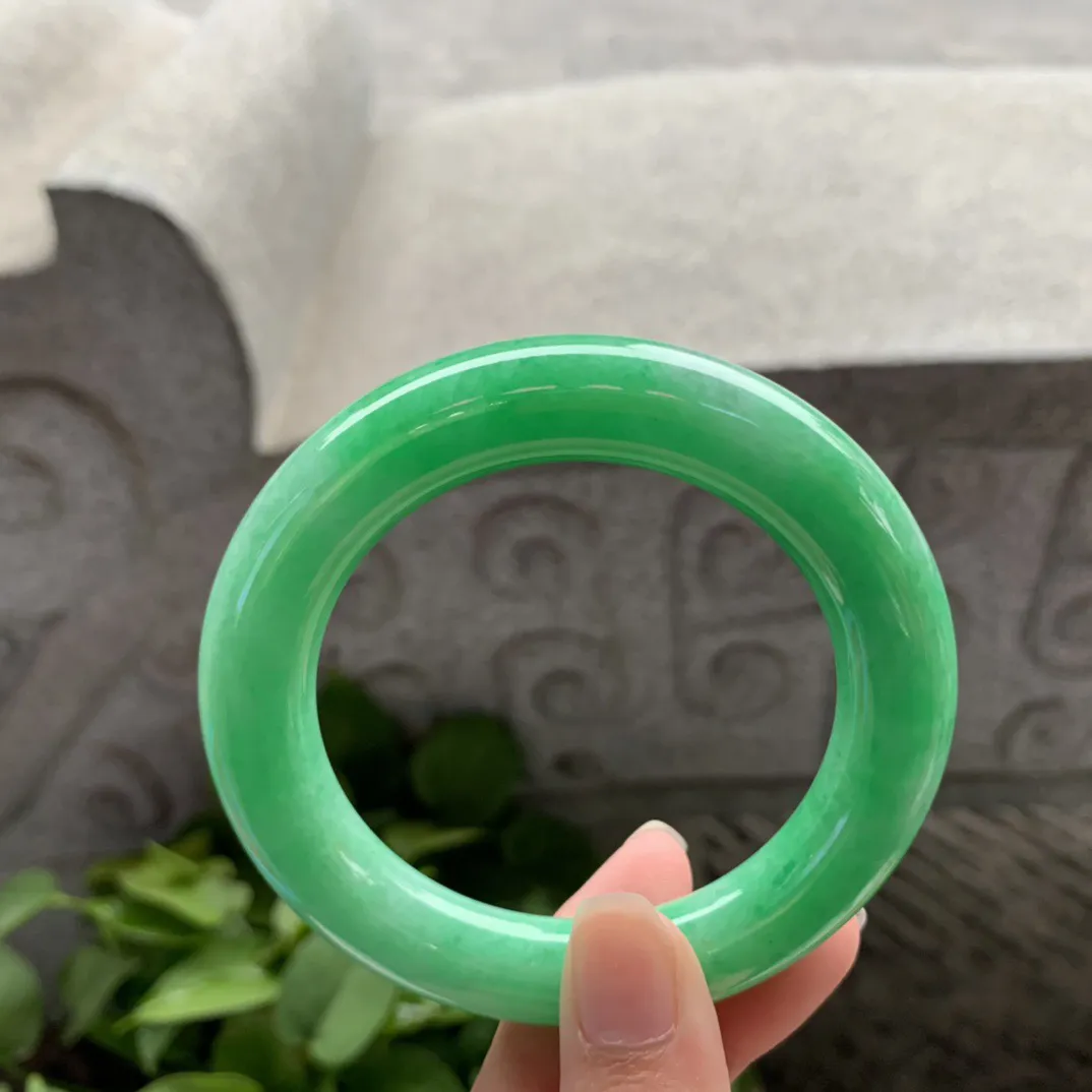 圈口 55.6-11.3【满绿圆条手镯】圆条55 56可戴