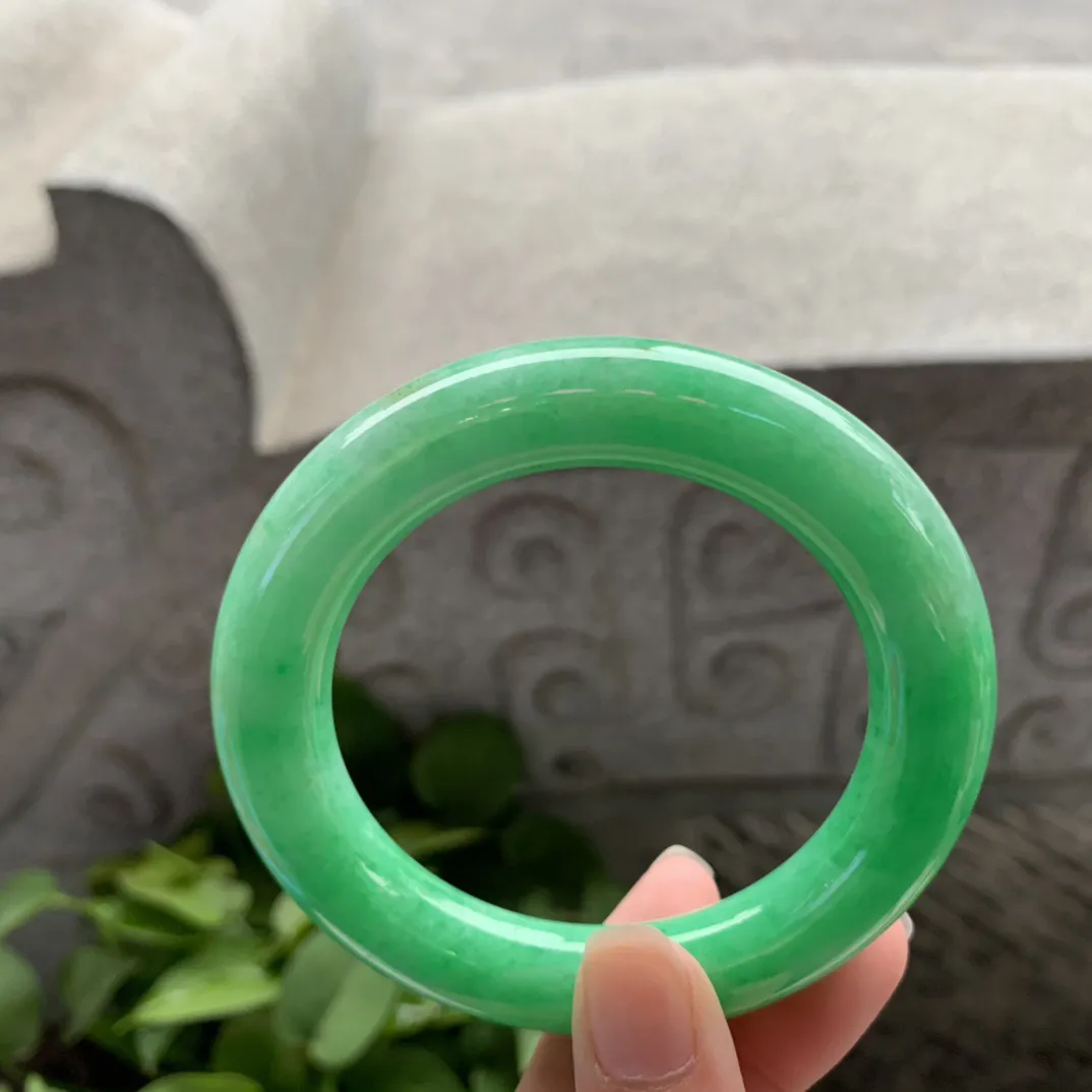 圈口 55.6-11.3【满绿圆条手镯】圆条55 56可戴
