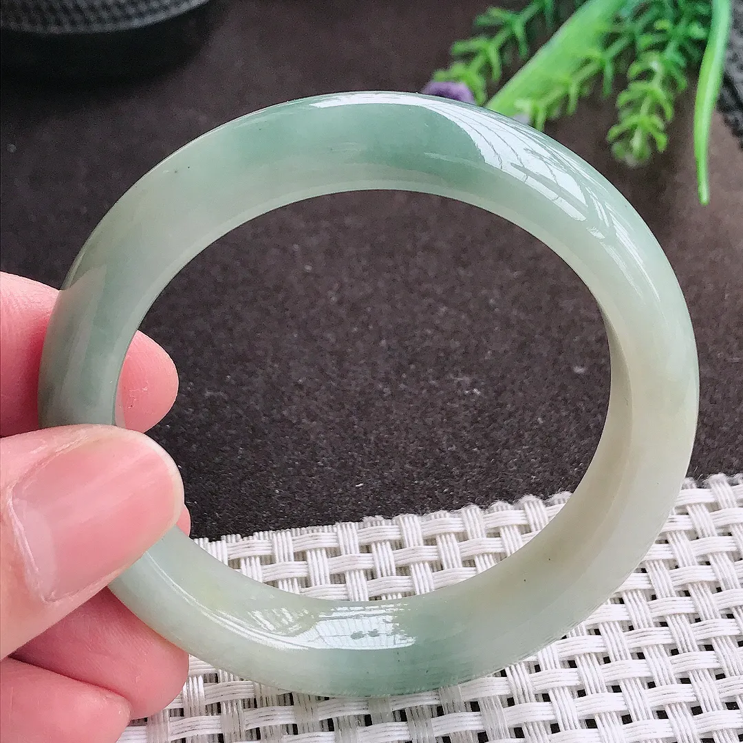 实拍A货翡翠52.5/11.8/8.5老坑冰润起胶特色飘花手镯宽边翡翠玉镯