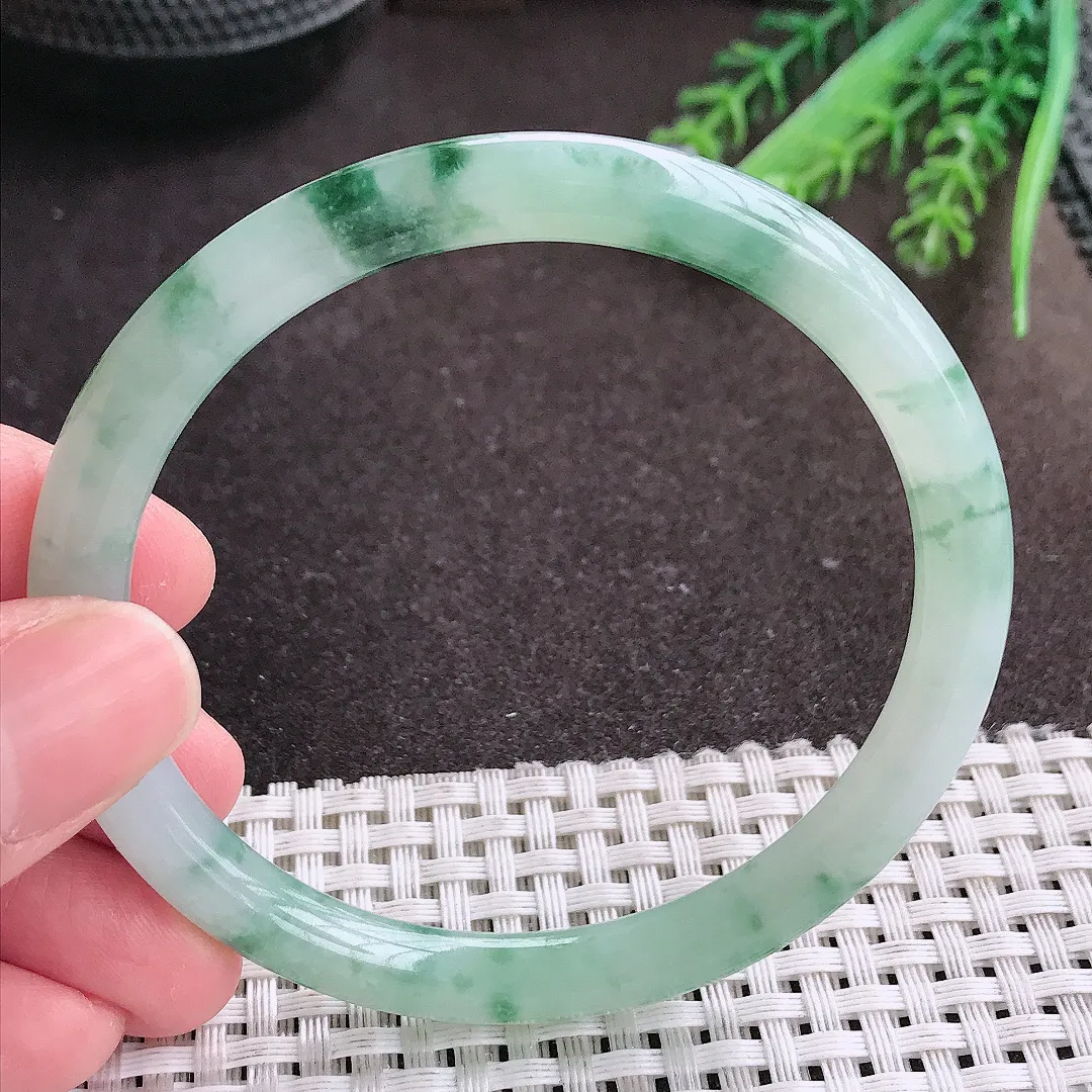 实拍A货翡翠58.5/6.8/7.2老坑冰润起胶飘花细条手镯翡翠叮当镯玉镯