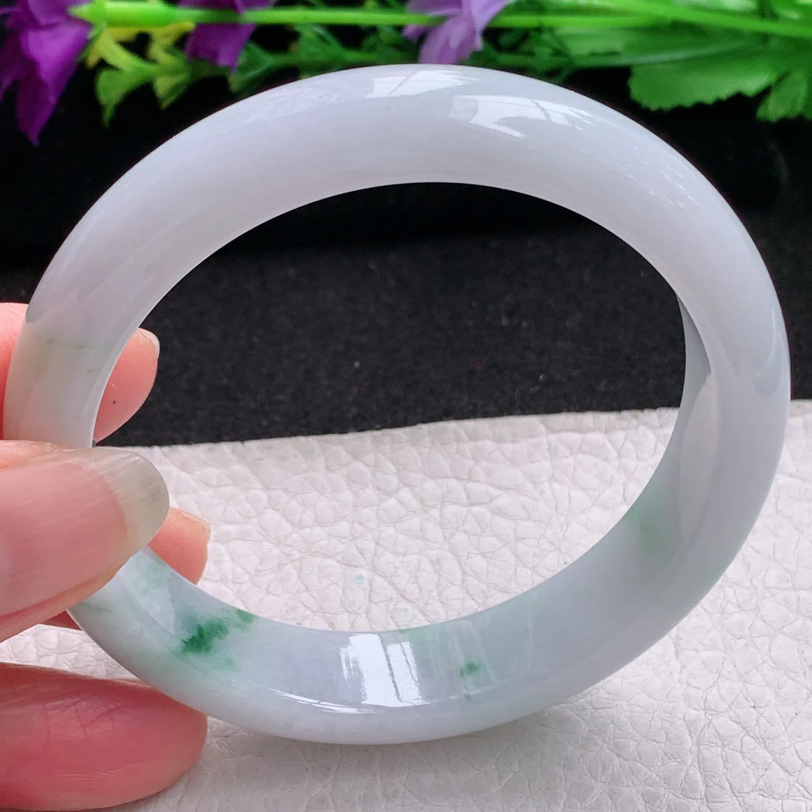 ee实拍59*13.4*8.2平安镯 缅甸翡翠精美飘花水润宽边玉手镯 玉手环