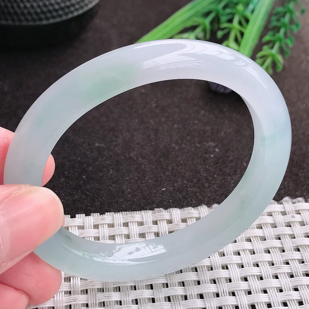 实拍A货翡翠54/46/8.9/8.2老坑冰种果冻胶天空蓝贵妃手镯翡翠玉镯