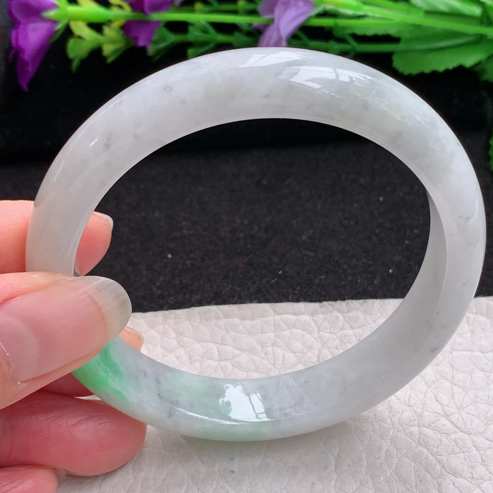 ll实拍58*12.5*8平安镯 缅甸翡翠精美飘绿水润宽边玉手镯 玉手环