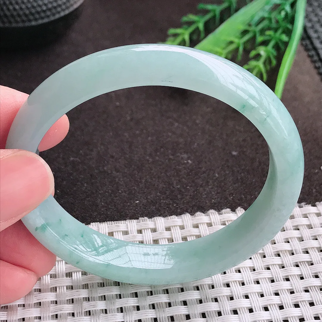 实拍A货翡翠57/50/12.9/7.8老坑秀气温润飘花贵妃手镯宽边翡翠玉镯