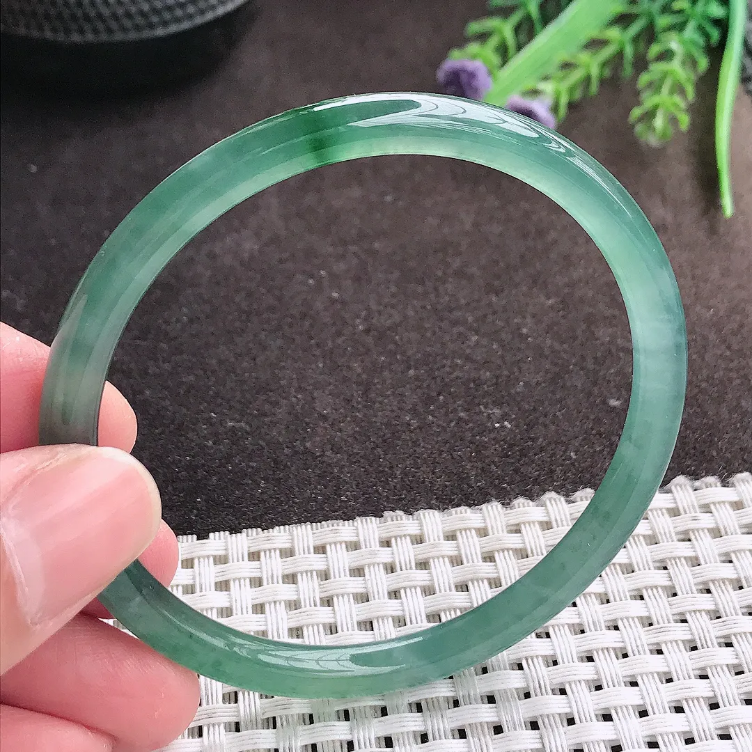 实拍A货翡翠58/5.8老坑冰胶水灵满色蓝韵手镯圆条翡翠玉镯叮当镯