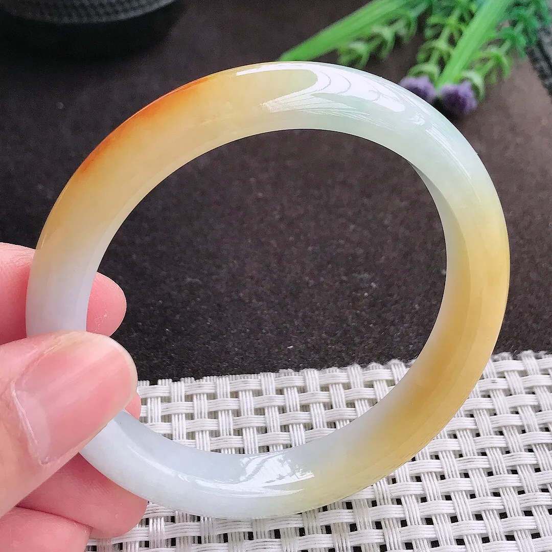 实拍A货翡翠57/10.9/8.1老坑冰胶水灵特色鸡油黄黄翡手镯宽边玉镯