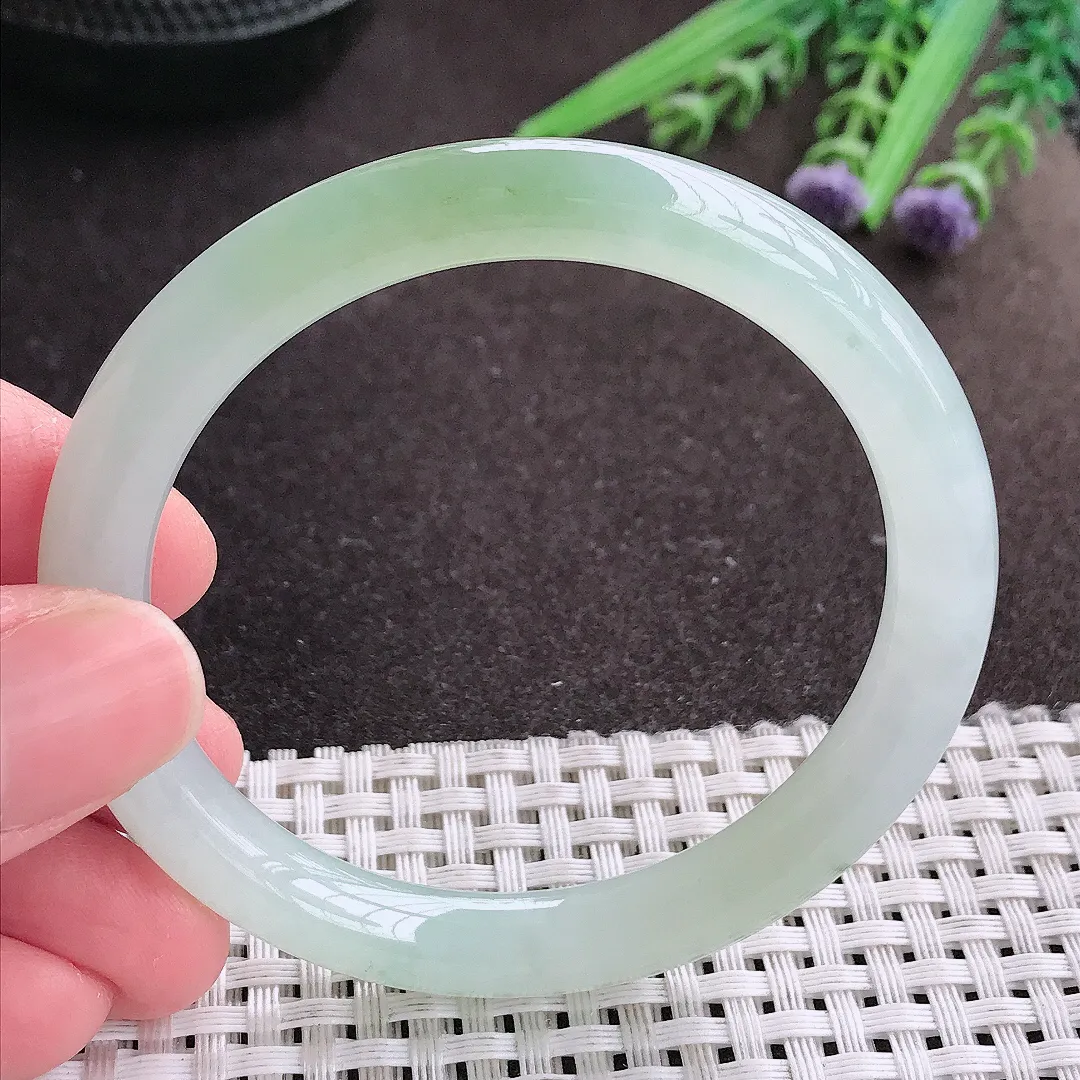 实拍A货翡翠53.5/7.9/7.8老坑冰胶果冻冰晴圆条手镯翡翠玉镯