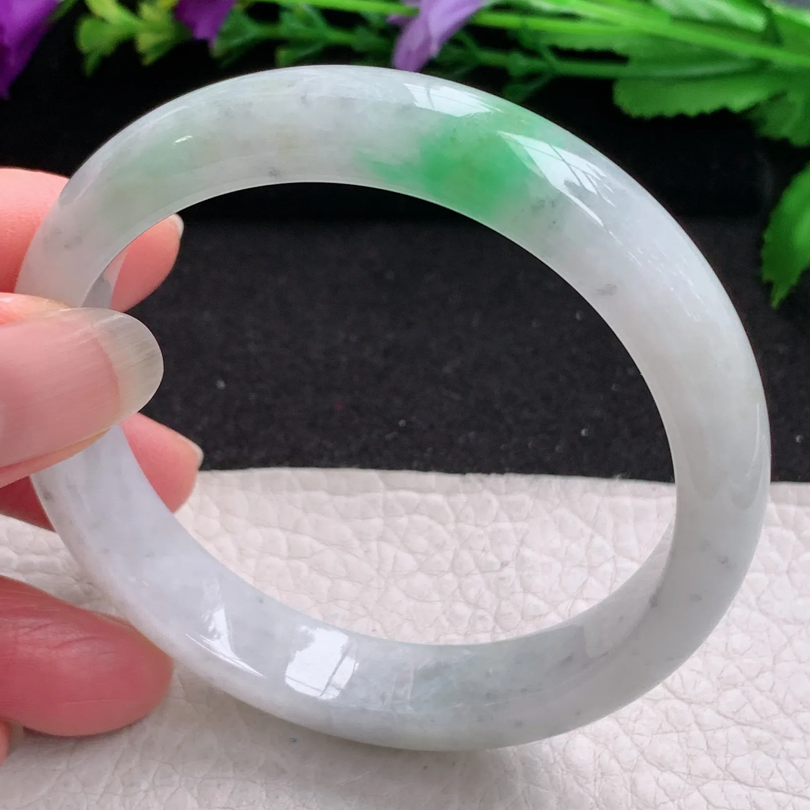 ll实拍58*12.5*8平安镯 缅甸翡翠精美飘绿水润宽边玉手镯 玉手环