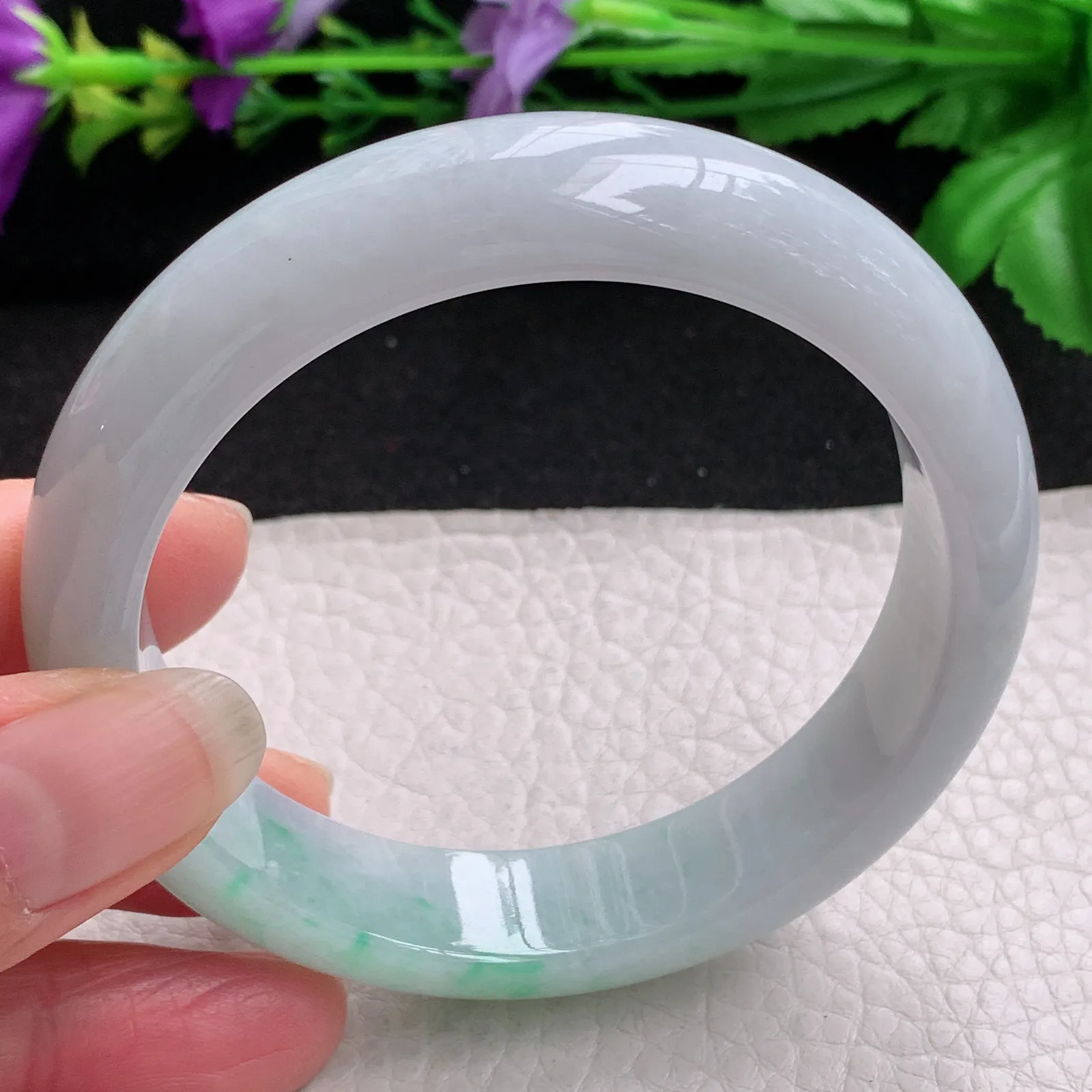 ll实拍58*14*8.5平安镯 缅甸翡翠精美飘绿水润宽边玉手镯 玉手环