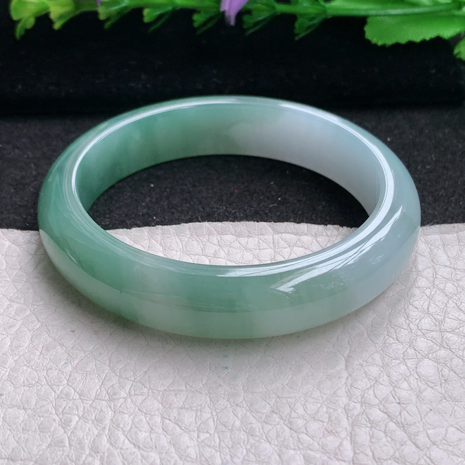 z小圈口51*11.8*7.5平安镯 缅甸翡翠精美半山水宽边玉手镯 玉手环