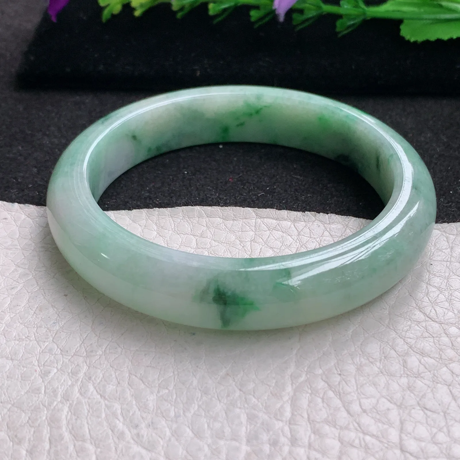 ll实拍58.5*12.5*9平安镯 缅甸翡翠精美飘花水润宽边玉手镯 玉手环