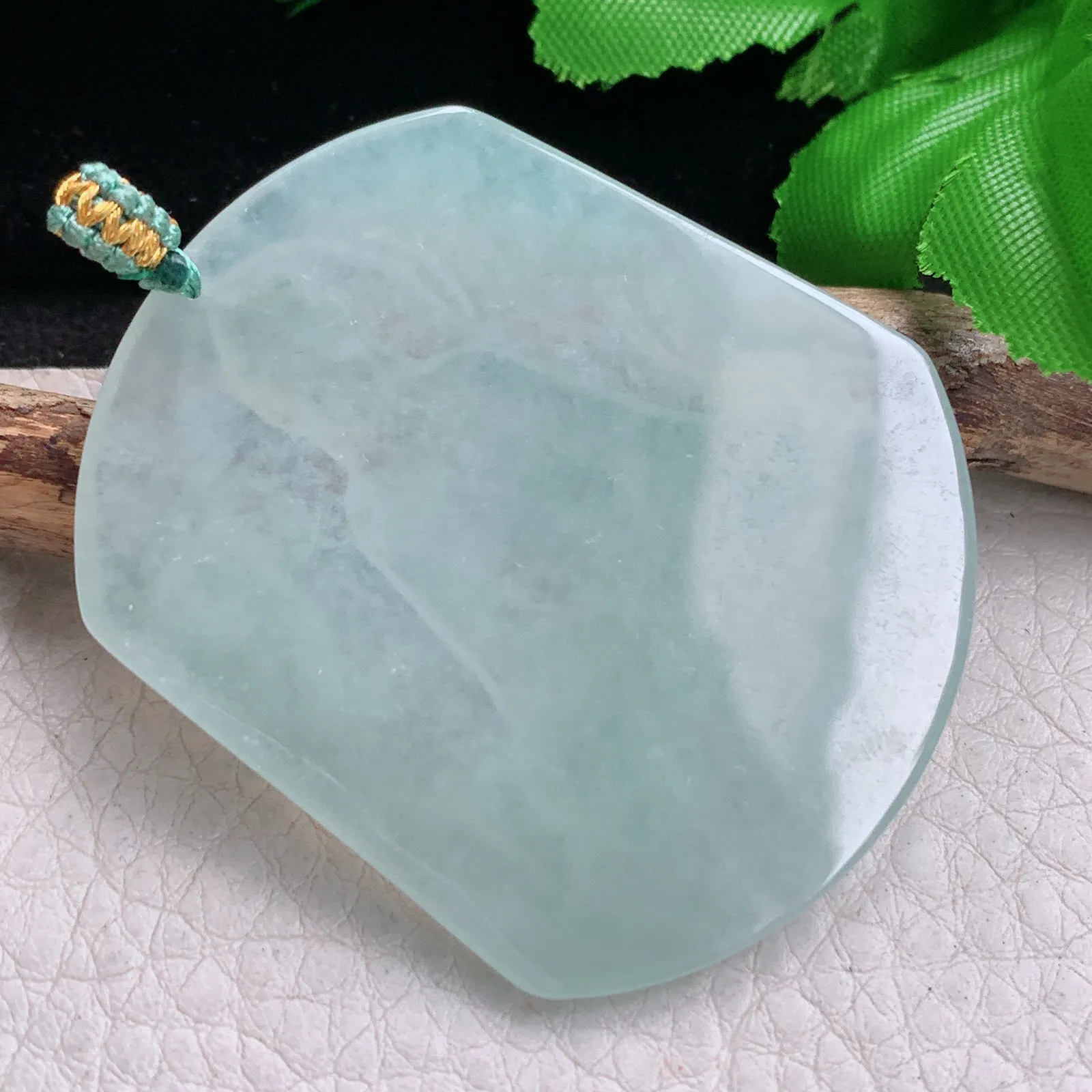 yn实拍51.5*43.8*5缅甸翡翠精雕冰晴大日如来佛祖 佛主玉吊坠 玉挂坠