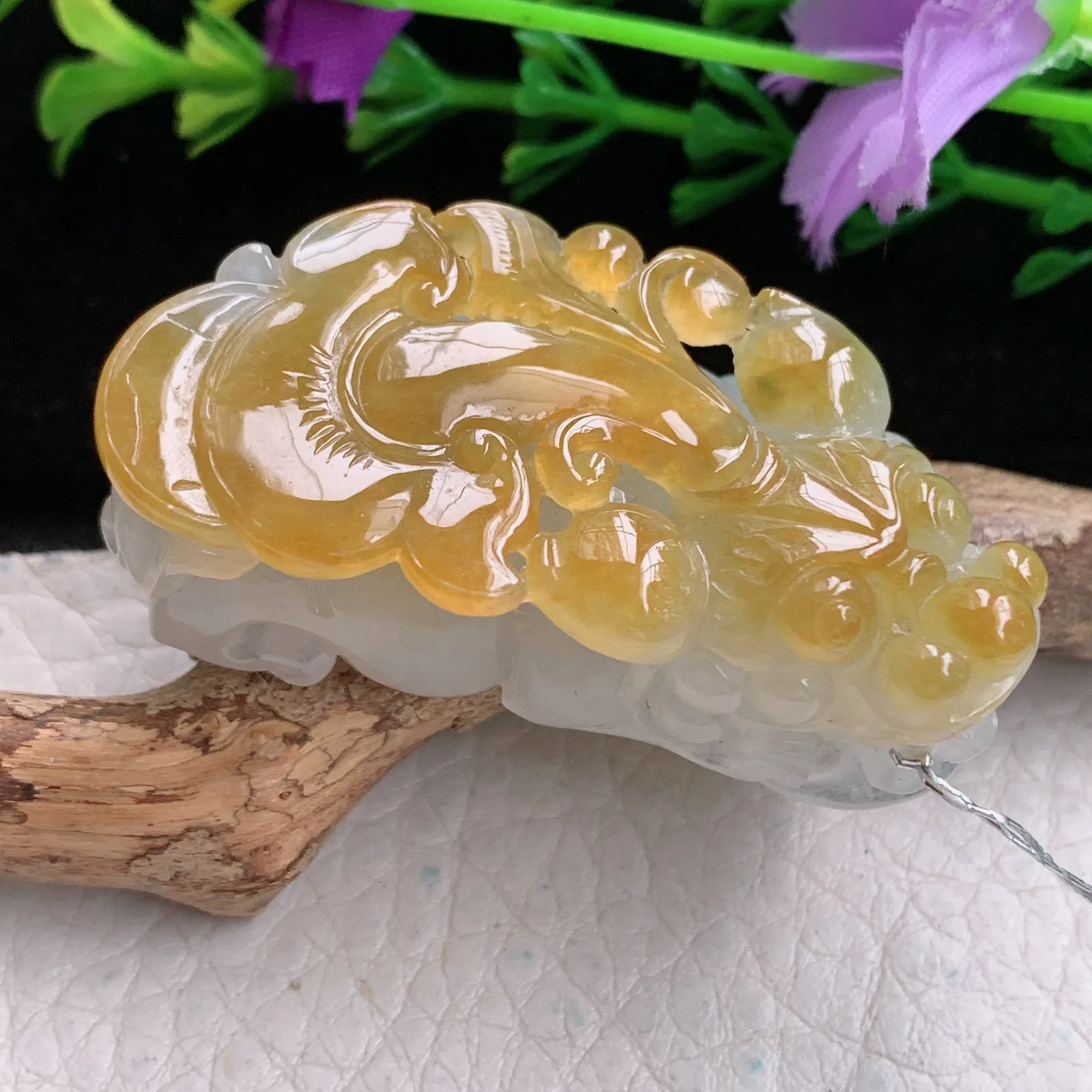 qxm实拍46*23*14.5缅甸翡翠精雕冰黄招财貔貅 玉皮休玉吊坠 玉挂坠