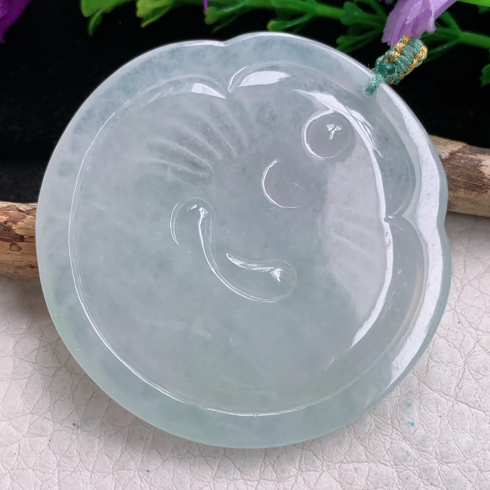 yn实拍52.5*5.8缅甸翡翠精雕冰晴文殊菩萨 生肖守护神玉吊坠 玉挂坠