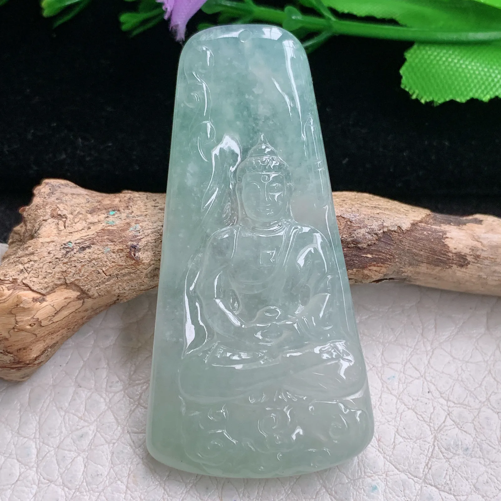yn实拍51.5*26*5.3缅甸翡翠精雕冰晴大日如来佛祖玉吊坠 玉挂坠