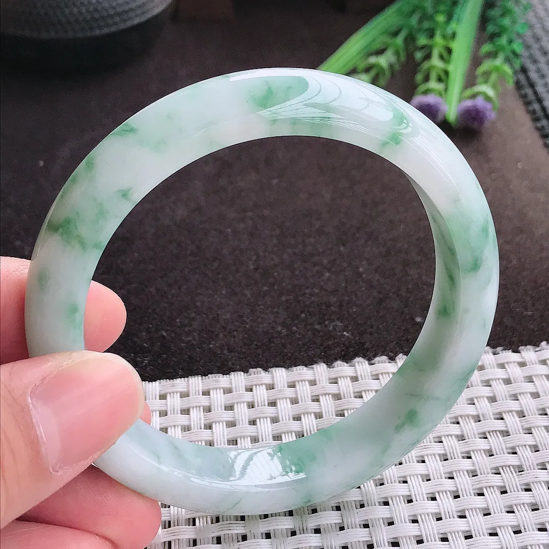 实拍A货翡翠58.8/12.5/8.4老坑冰润精美飘花手镯宽边玉镯