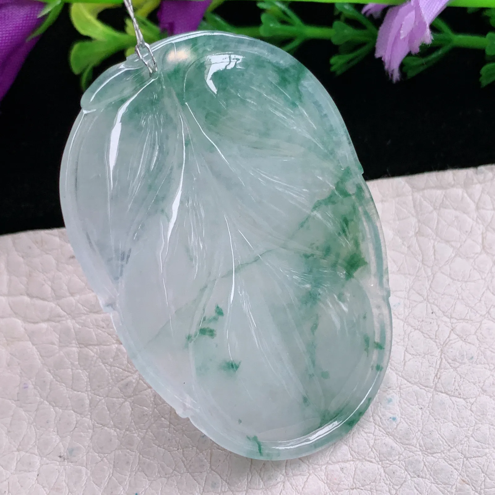 qxm实拍52.5*36.8*5.6缅甸翡翠精雕冰飘花大业有成 一夜成名玉吊坠 玉挂坠