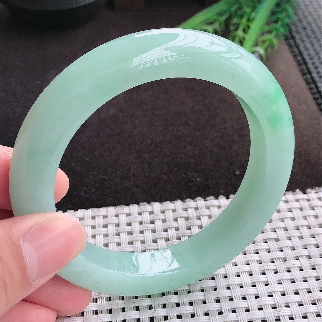 实拍A货翡翠60/12.1/10.5大圈口老坑冰润起胶冰晴绿满绿手镯宽边玉镯