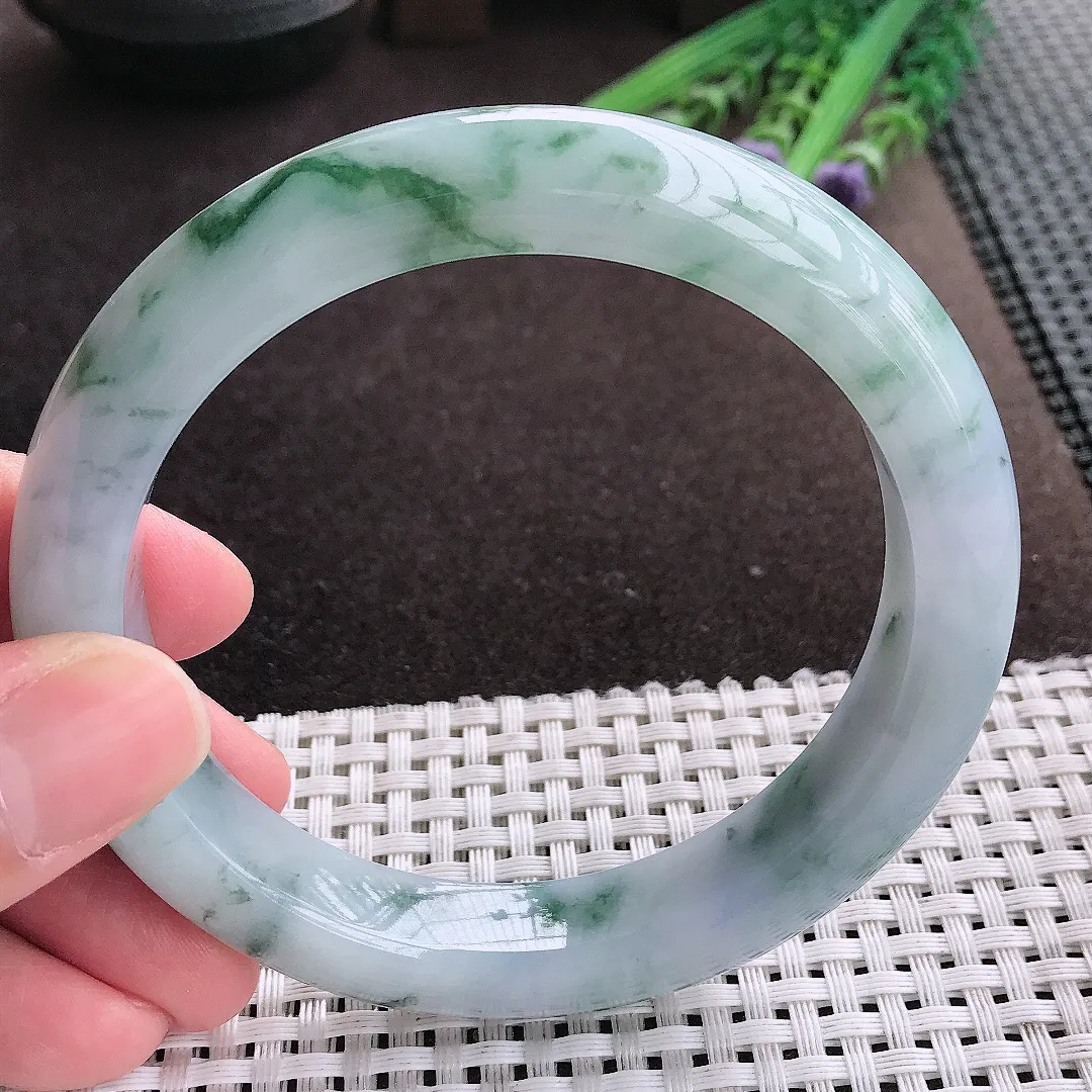 实拍A货翡翠63.5/12.5/9.8大圈口老坑冰润飘花手镯宽边玉镯