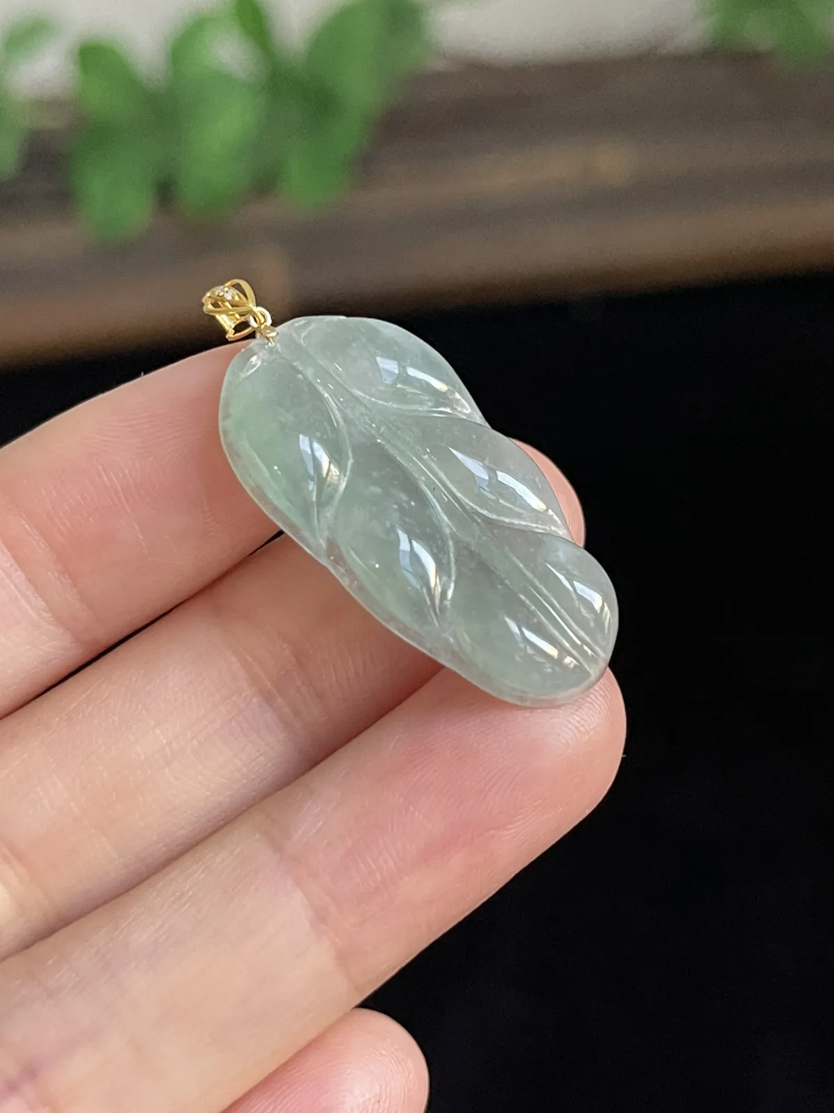 翡翠叶子，印记：G18K,伴钻石
