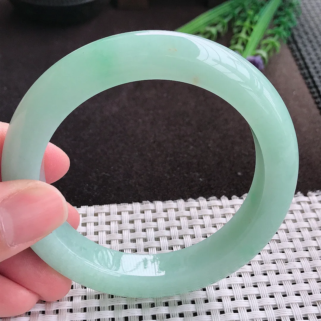 实拍A货翡翠60/12.1/10.5大圈口老坑冰润起胶冰晴绿满绿手镯宽边玉镯