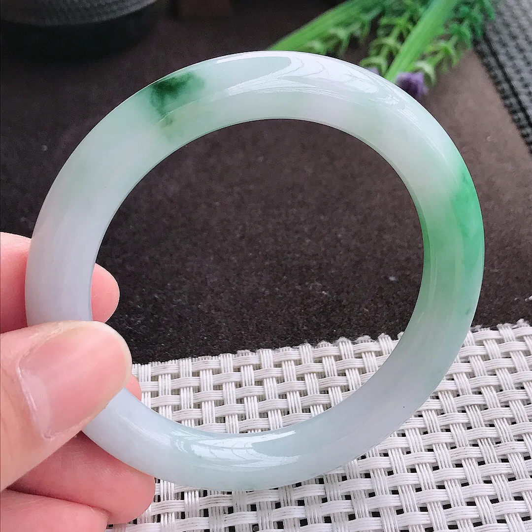 实拍A货翡翠56/9.7/9.9老坑冰润起胶飘绿圆条手镯翡翠玉镯玉手环