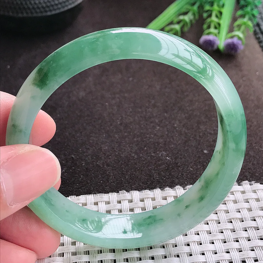 实拍A货翡翠58.5/14.3/7.2老坑冰胶水灵冰飘花手镯宽边玉镯