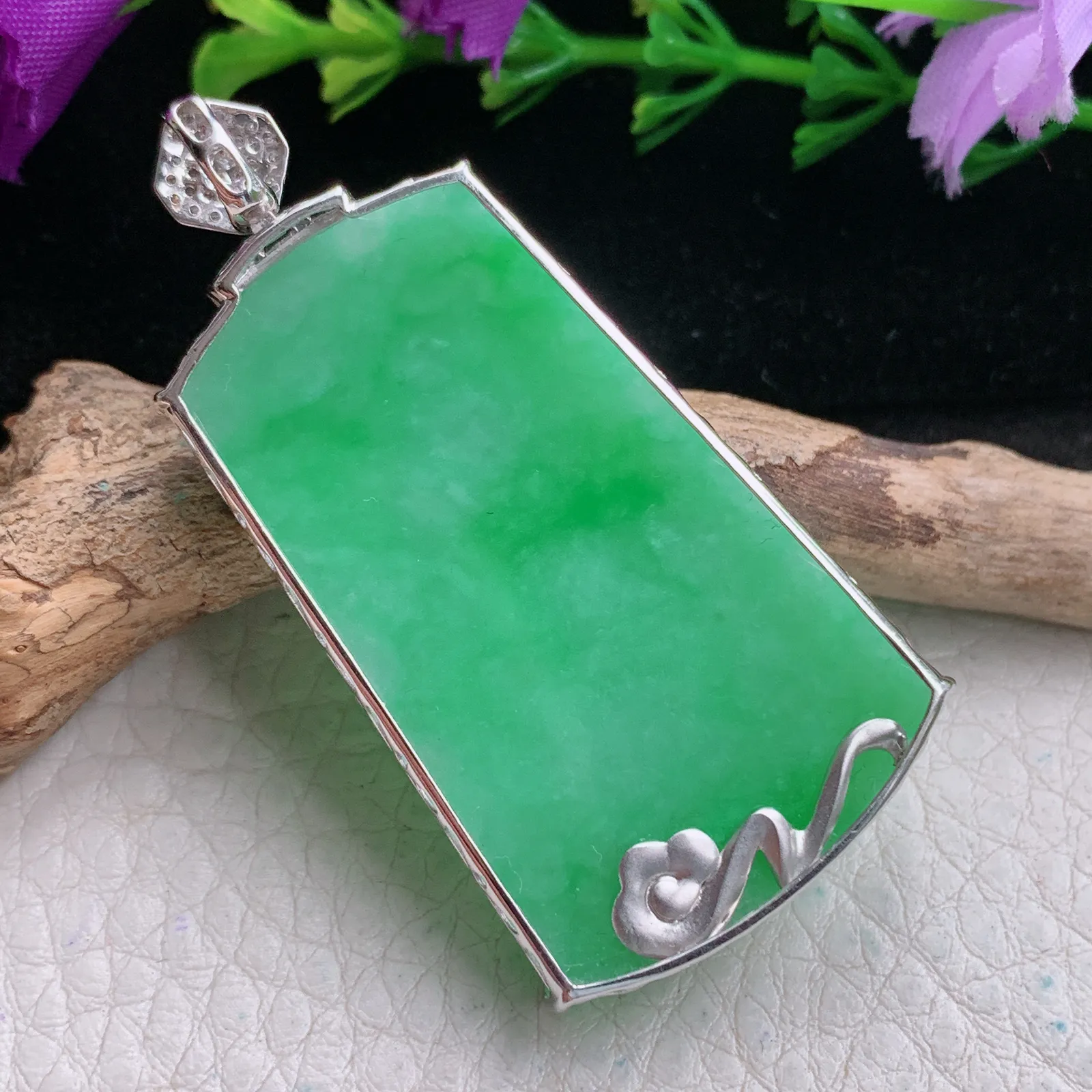 csy实拍53*44*27.8*7.3缅甸翡翠精雕满绿平安无事牌 素面牌玉吊坠 玉挂坠