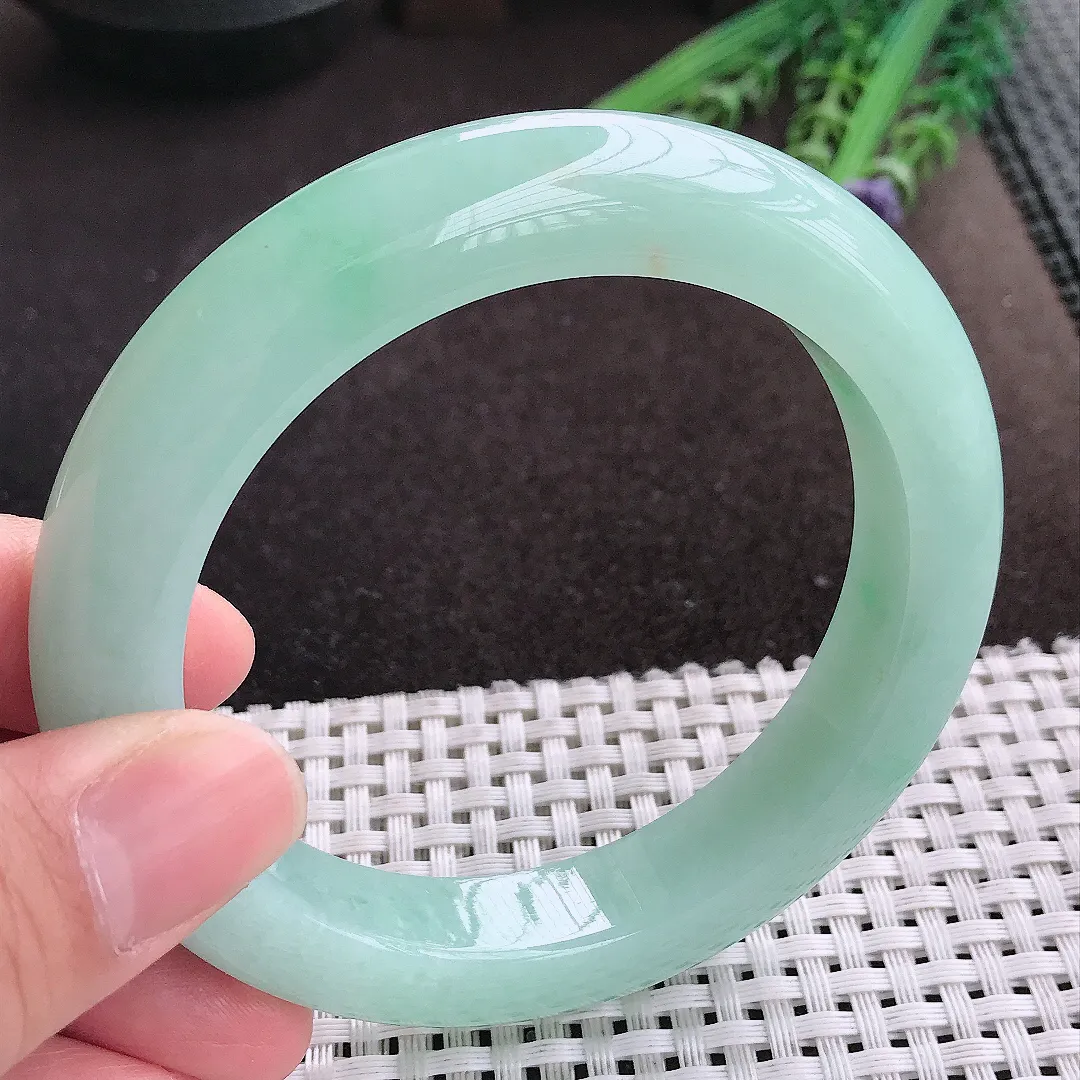 实拍A货翡翠60/12.1/10.5大圈口老坑冰润起胶冰晴绿满绿手镯宽边玉镯