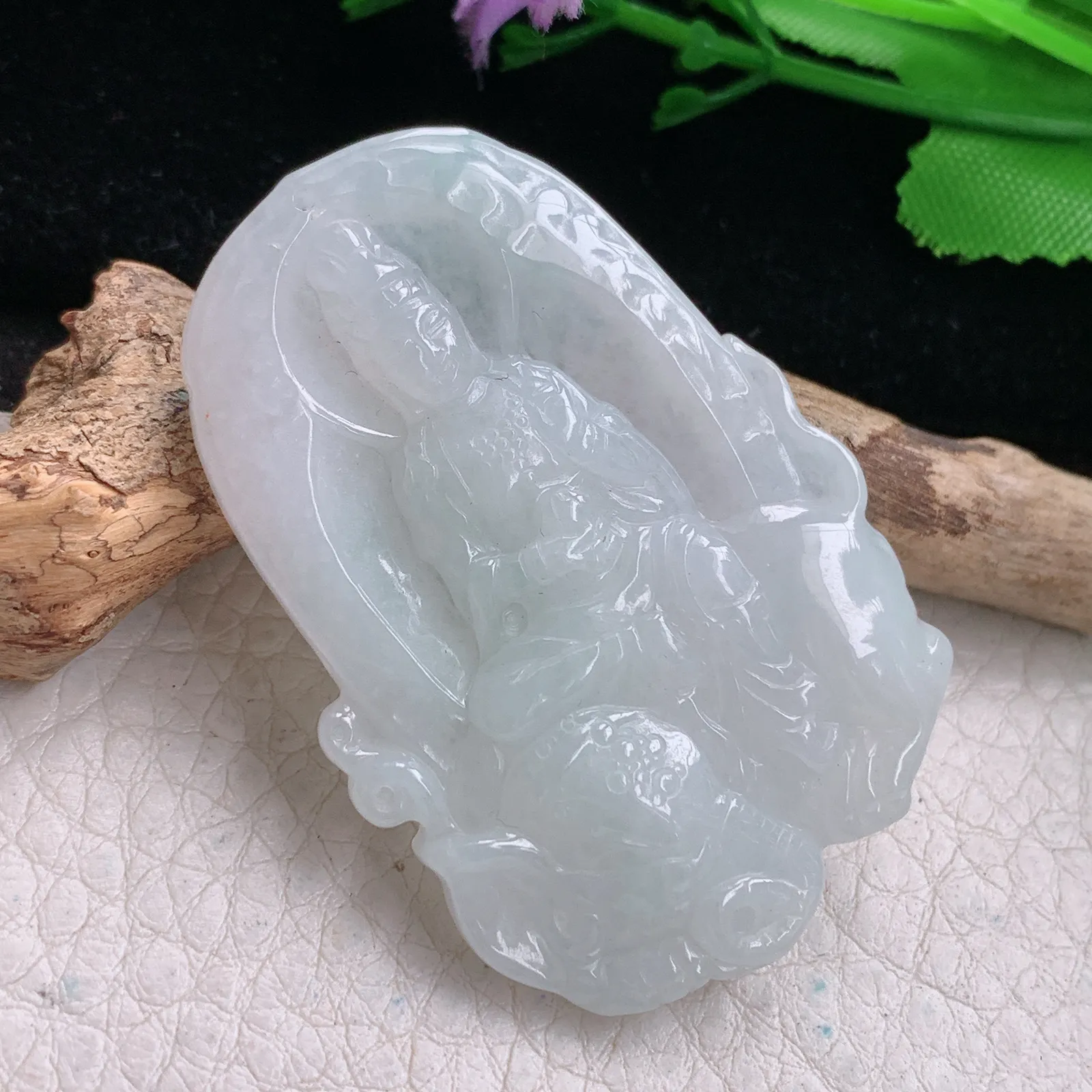 yn实拍48.8*34*5.5缅甸翡翠精雕纯美普贤菩萨玉吊坠 玉挂坠