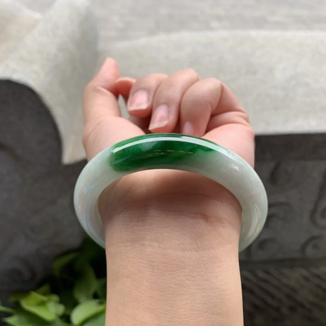 圈口 55.6-12.4-9【辣绿正圈手镯】正圈55 56可戴