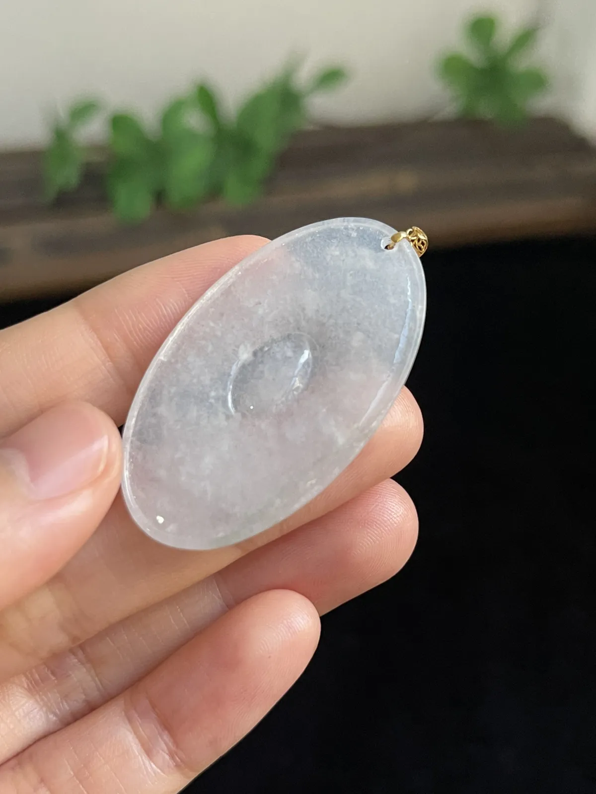 翡翠吊坠，印记：G18K