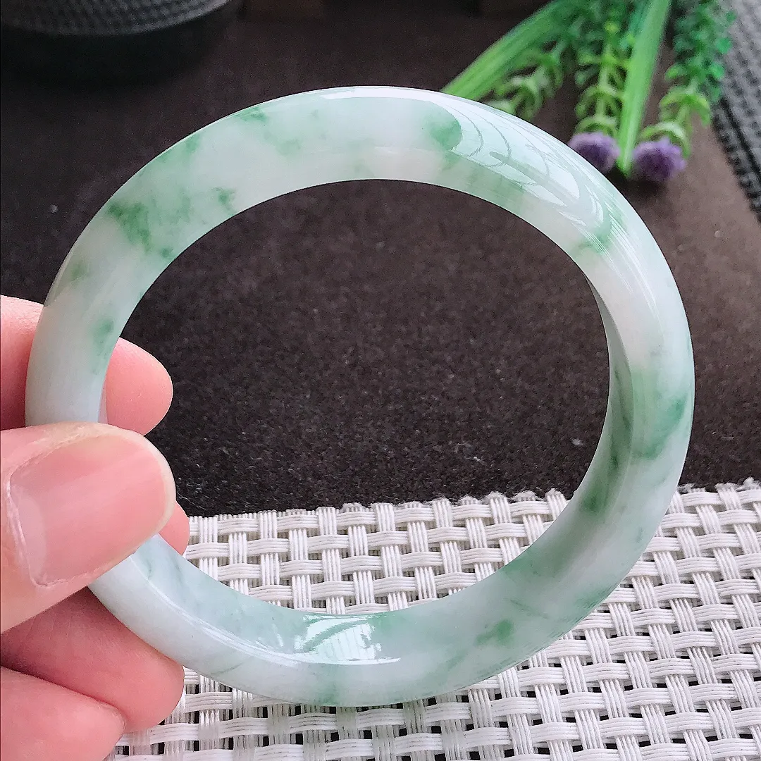 实拍A货翡翠58.8/12.5/8.4老坑冰润精美飘花手镯宽边玉镯