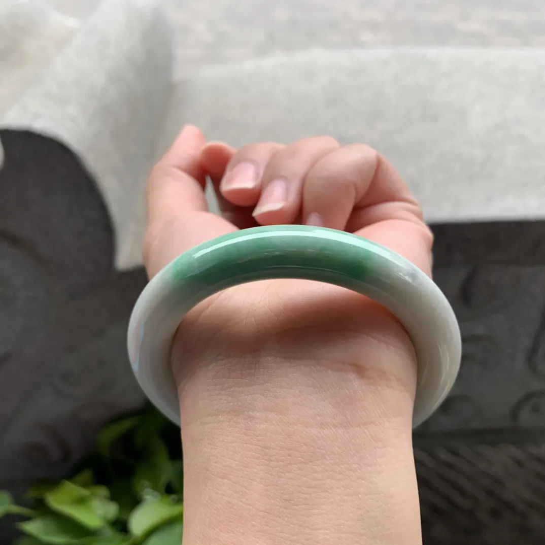 圈口 54-9.9【辣绿圆条手镯】圆条54 55可戴