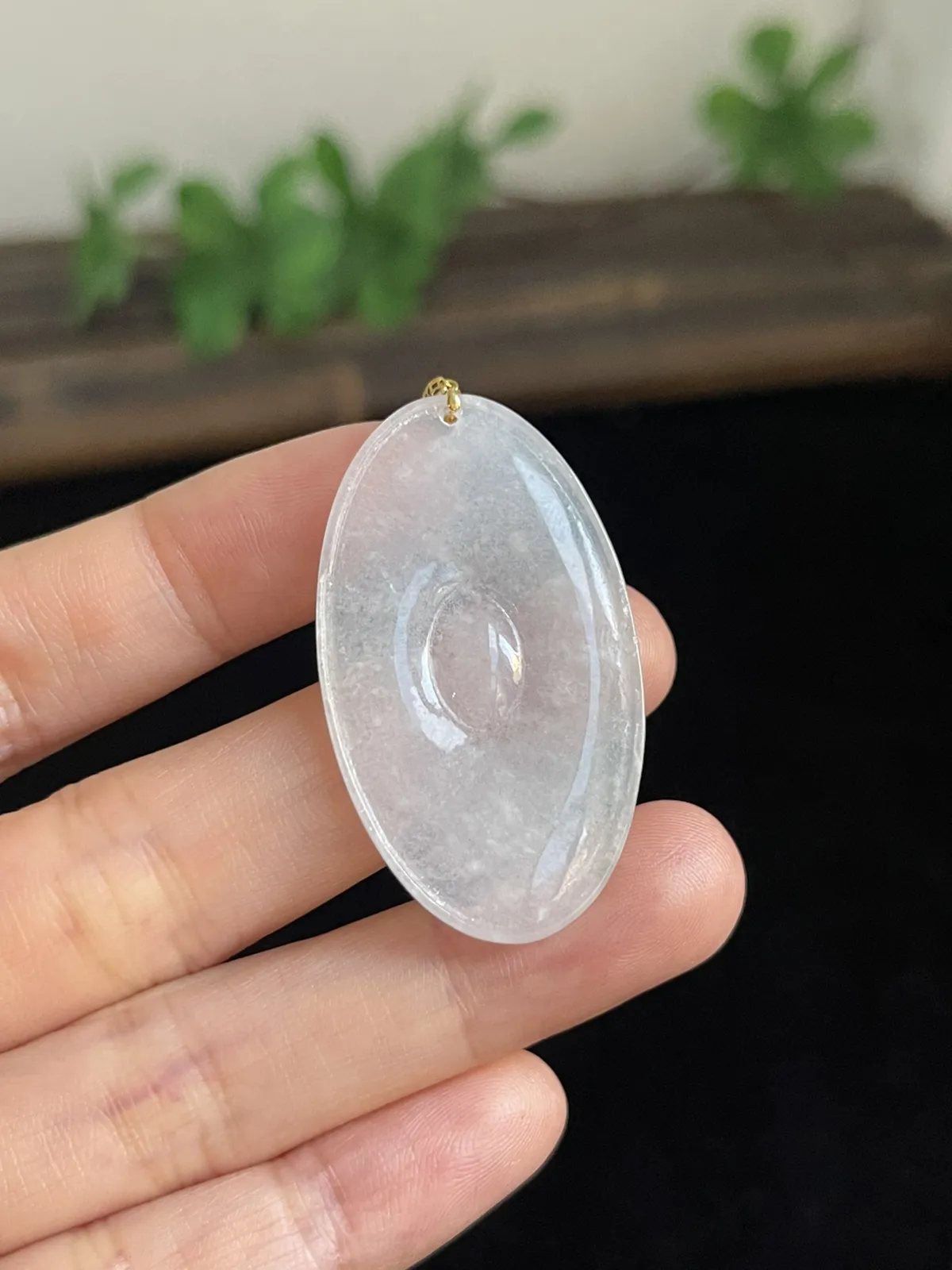 翡翠吊坠，印记：G18K