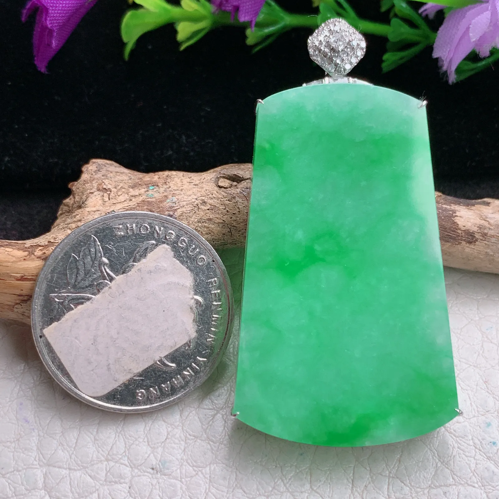 csy实拍53*44*27.8*7.3缅甸翡翠精雕满绿平安无事牌 素面牌玉吊坠 玉挂坠