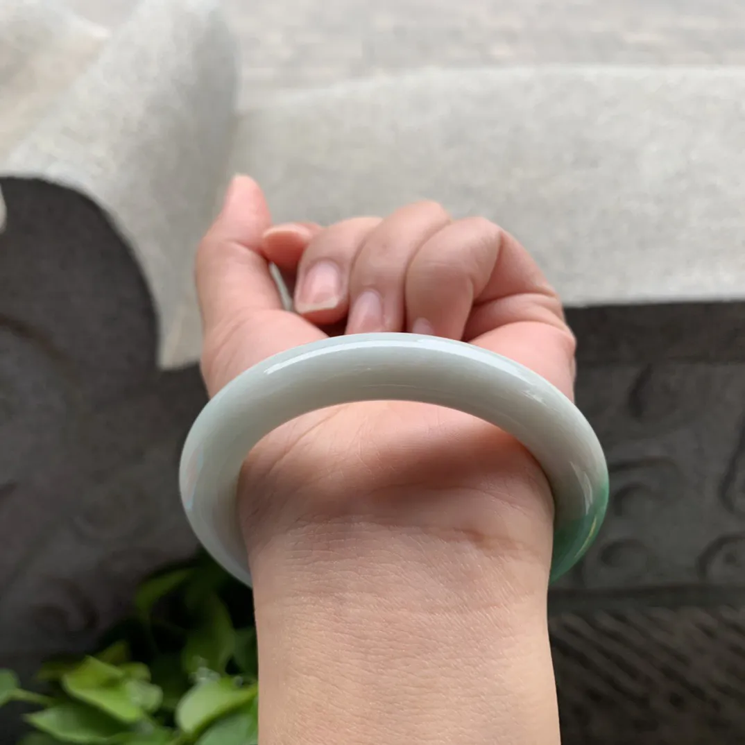 圈口 54-9.9【辣绿圆条手镯】圆条54 55可戴