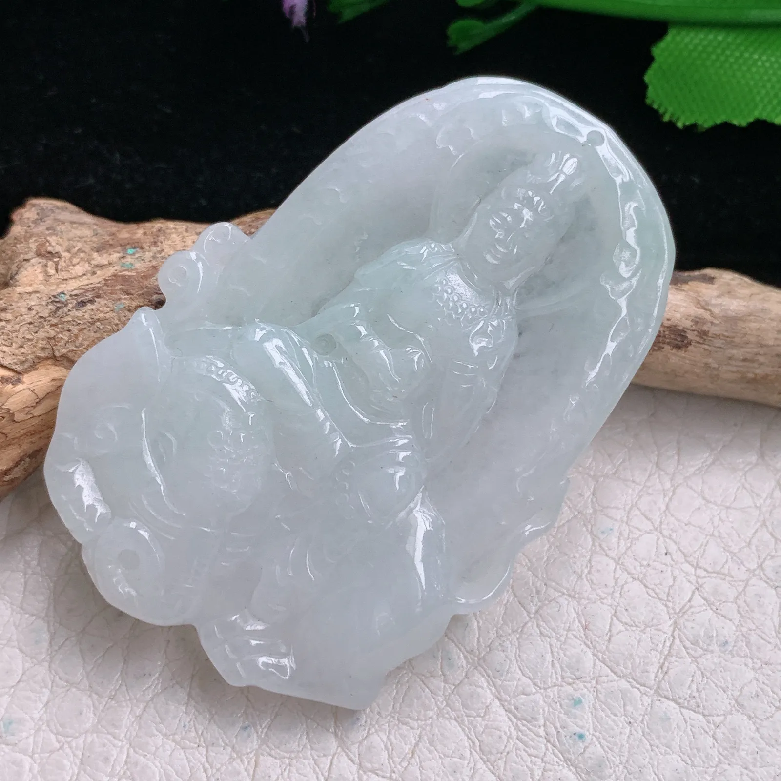 yn实拍48.8*34*5.5缅甸翡翠精雕纯美普贤菩萨玉吊坠 玉挂坠