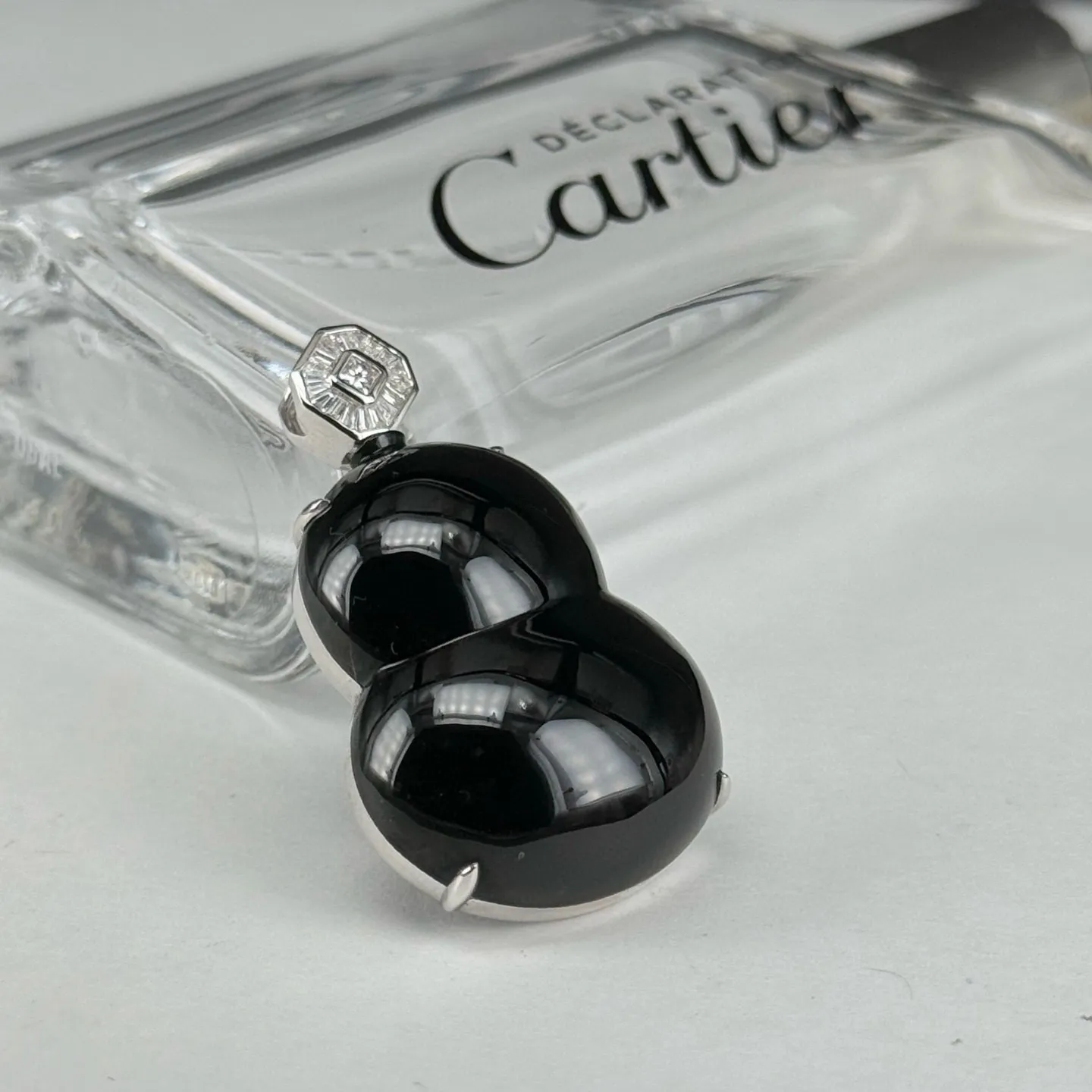 精品18k墨翠葫芦吊坠 种好色正 黑度极好 打灯通透 油性十足 尺寸38.5