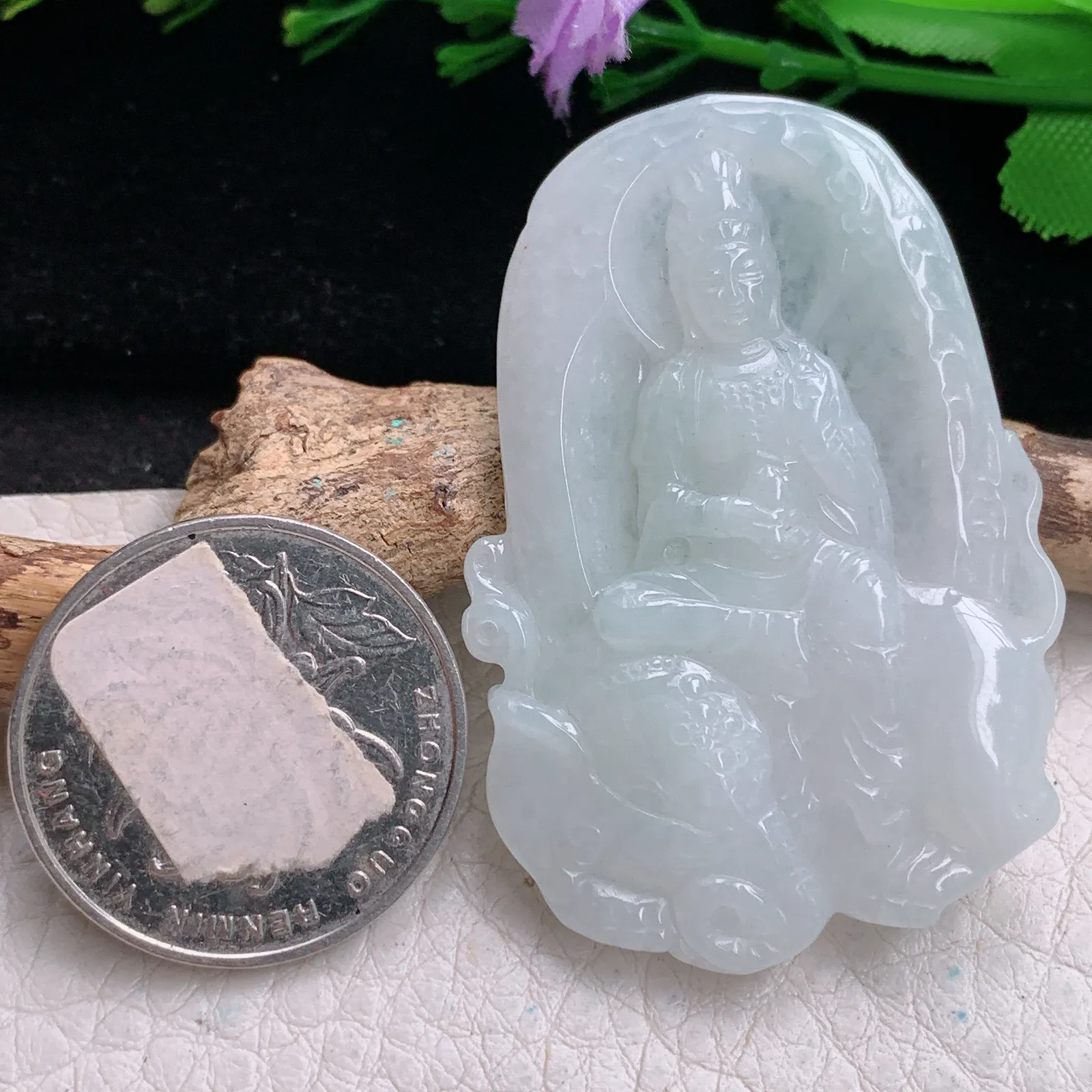 yn实拍48.8*34*5.5缅甸翡翠精雕纯美普贤菩萨玉吊坠 玉挂坠