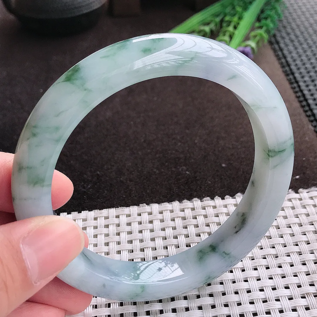 实拍A货翡翠63.5/12.5/9.8大圈口老坑冰润飘花手镯宽边玉镯