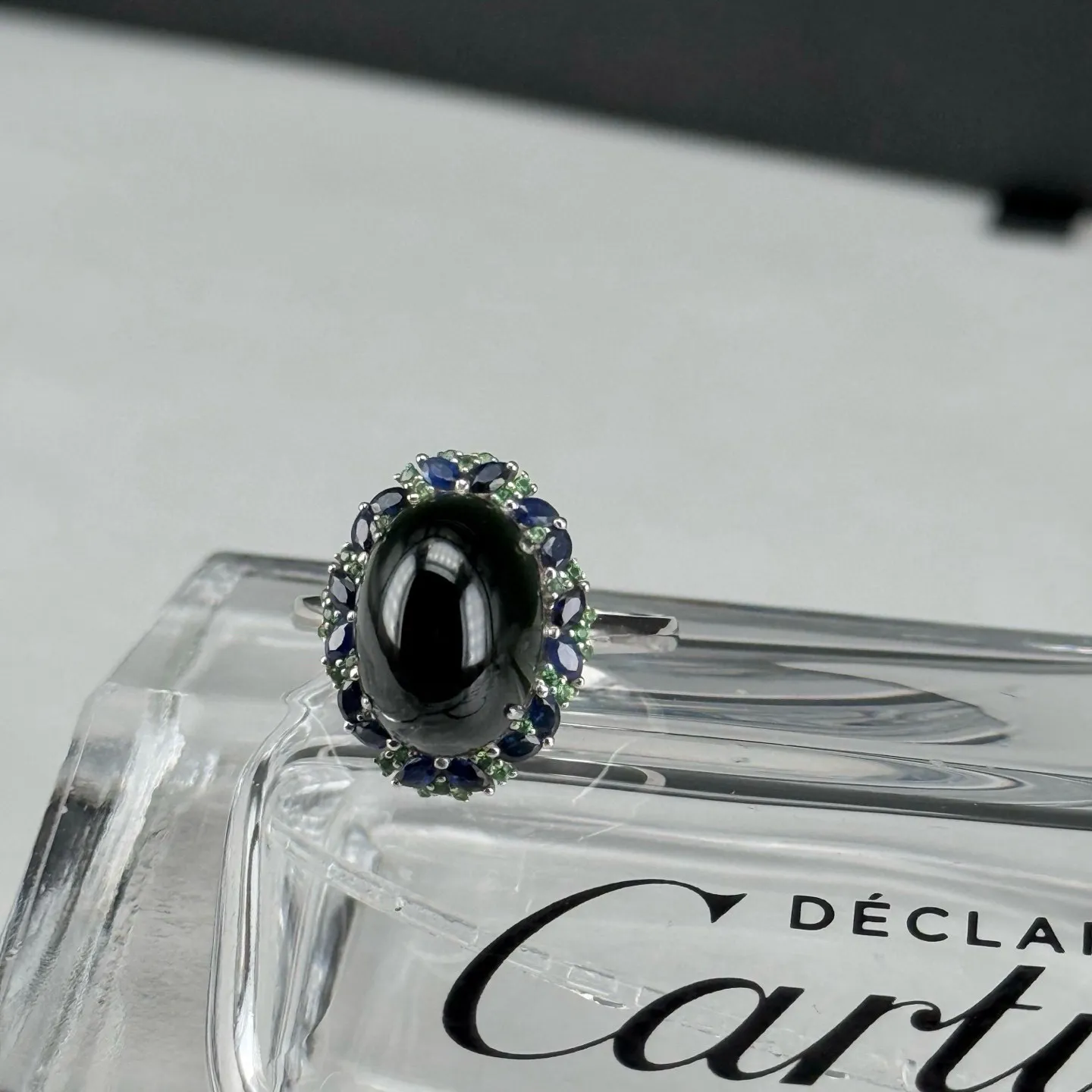 精品18k墨翠女戒 种好色正 黑度极好 打灯通透 油性十足 尺寸16.9