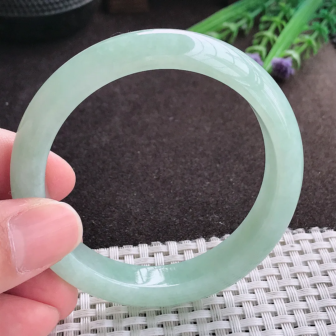 实拍A货翡翠55/12.1/8.1老坑冰润起胶冰晴满绿手镯宽边玉镯