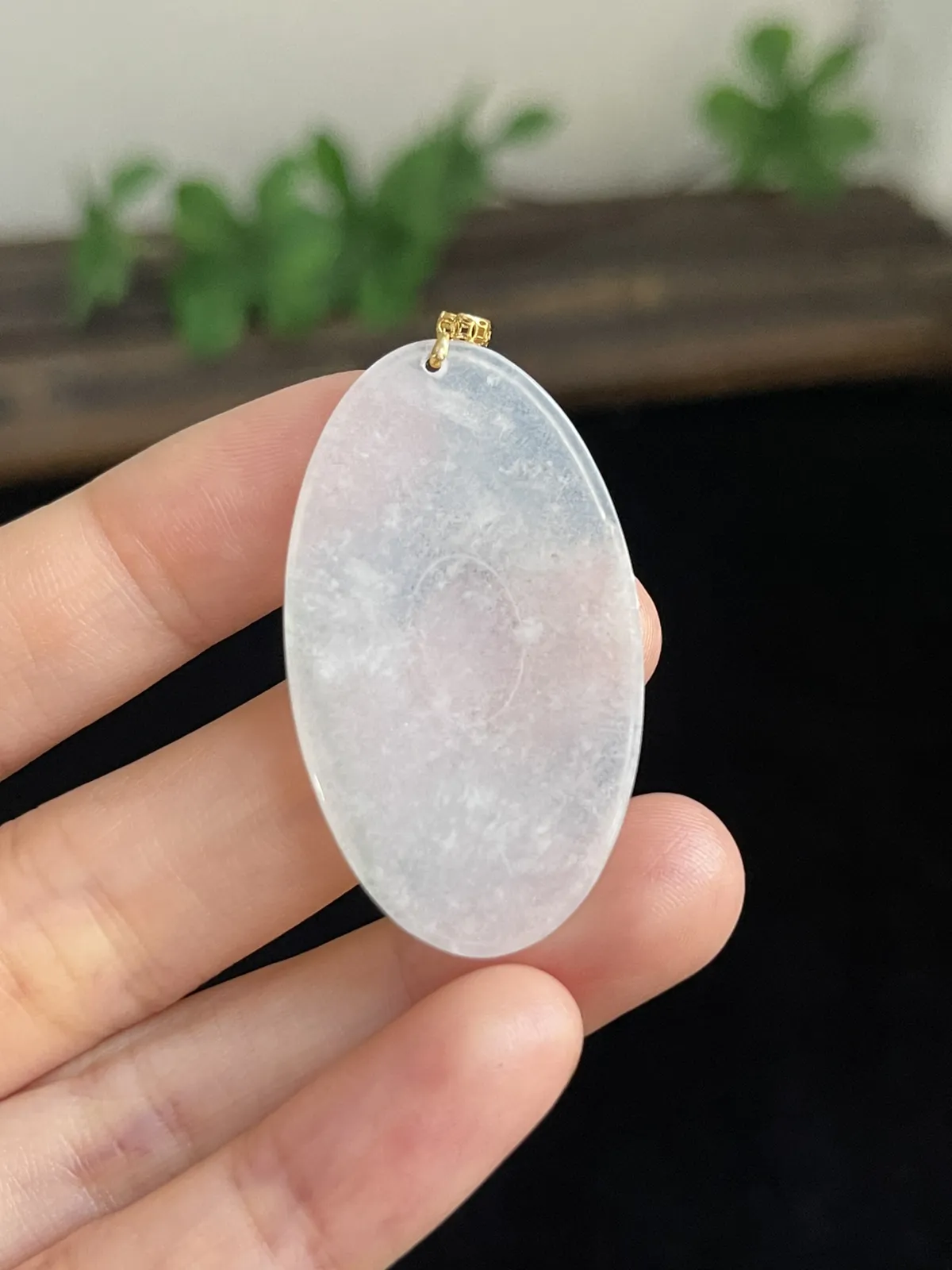 翡翠吊坠，印记：G18K