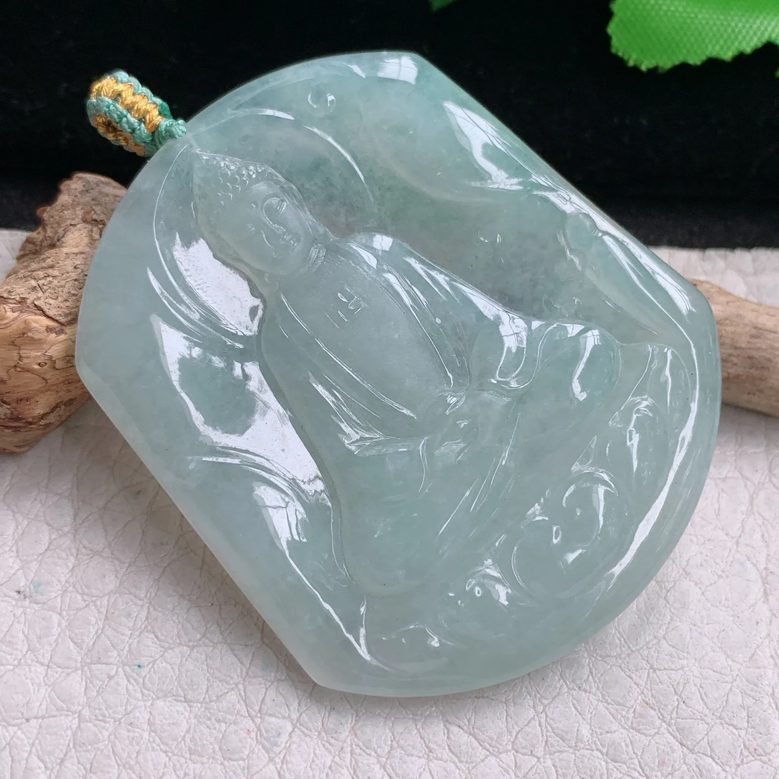 yn实拍51.5*43.8*5缅甸翡翠精雕冰晴大日如来佛祖 佛主玉吊坠 玉挂坠